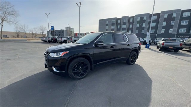 Used 2019 Chevrolet Traverse LT w/ LPO, Blackout Package image 4