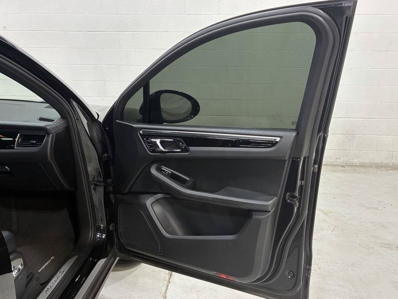 Used 2015 Porsche Macan S AWD/4WD image 15