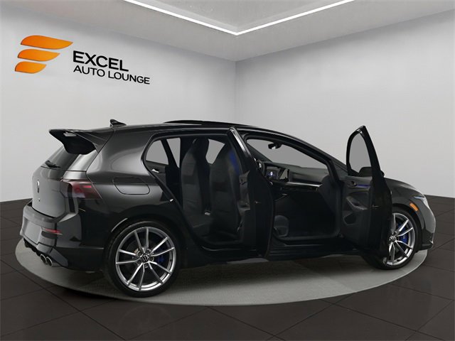 Used 2024 Volkswagen Golf R image 57