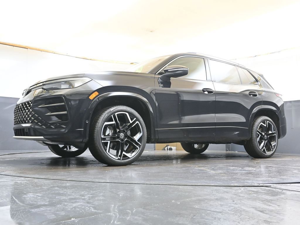 New 2026 Volkswagen Tiguan SEL R-Line image 31