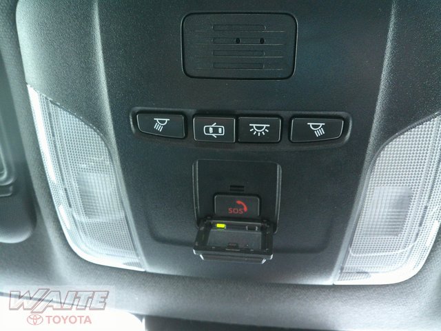 Used 2022 Toyota Corolla SE image 19