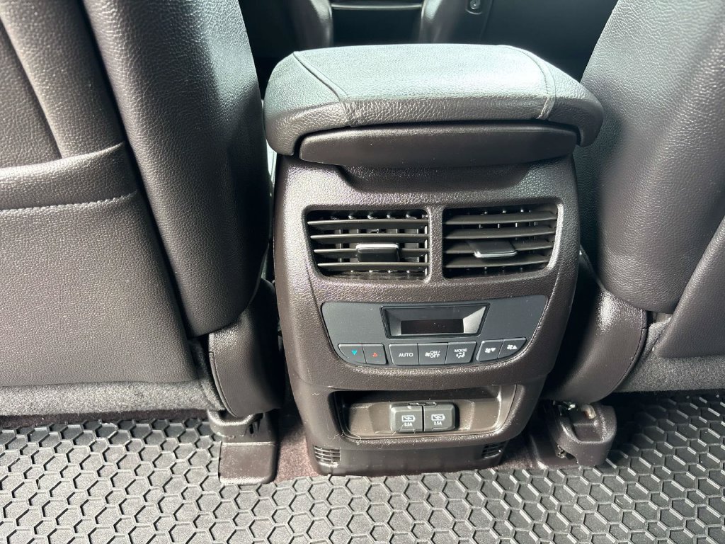 Used 2020 Acura MDX SH-AWD image 14