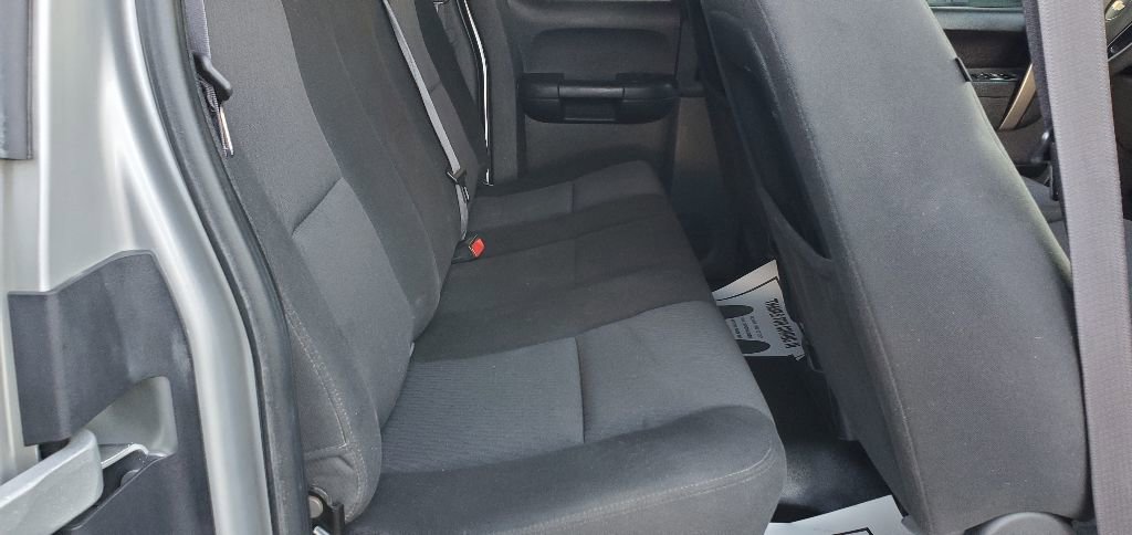 Used 2011 Chevrolet Silverado 1500 LS AWD/4WD image 25