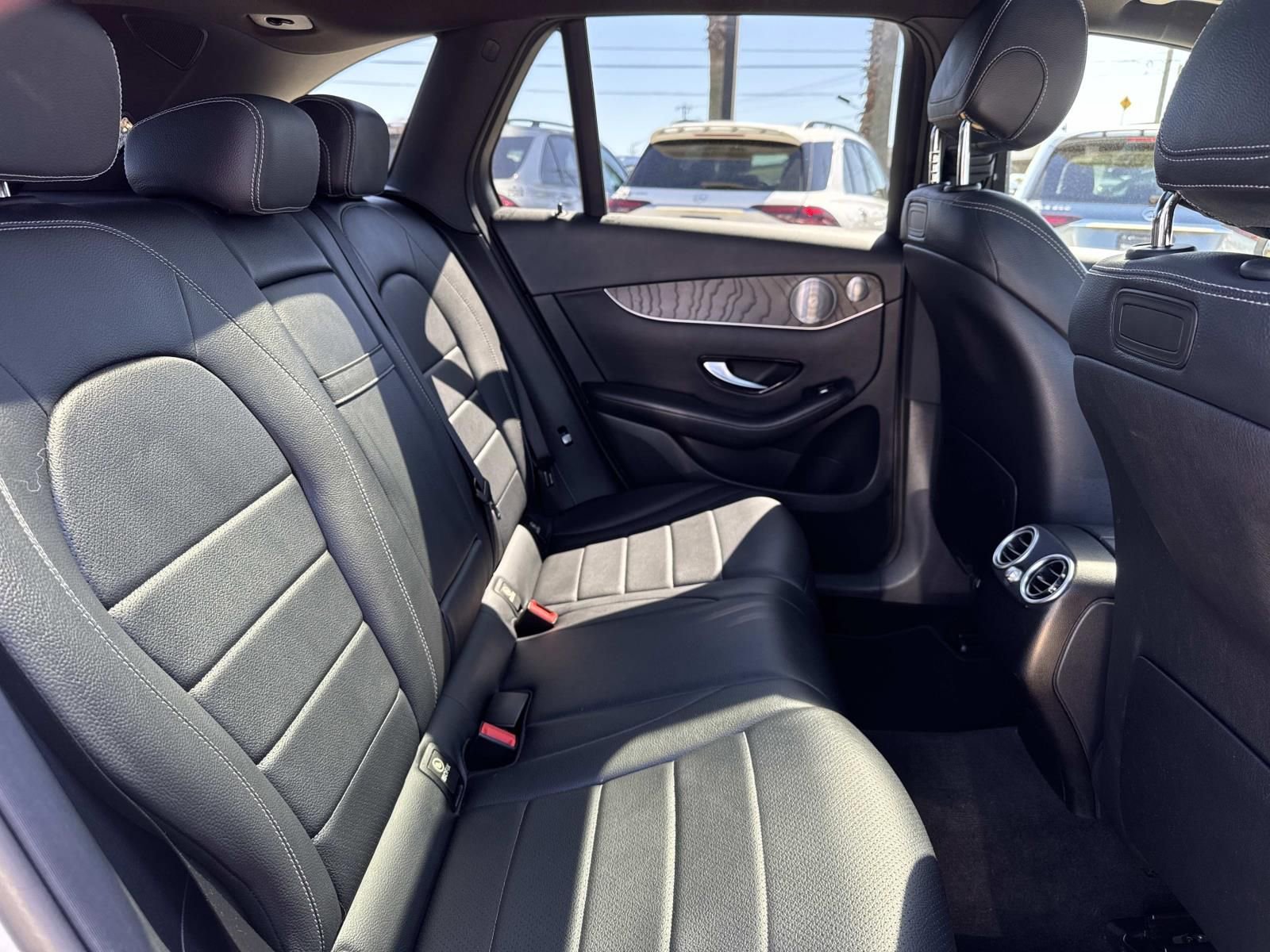 Used 2018 Mercedes-Benz GLC 300 image 9