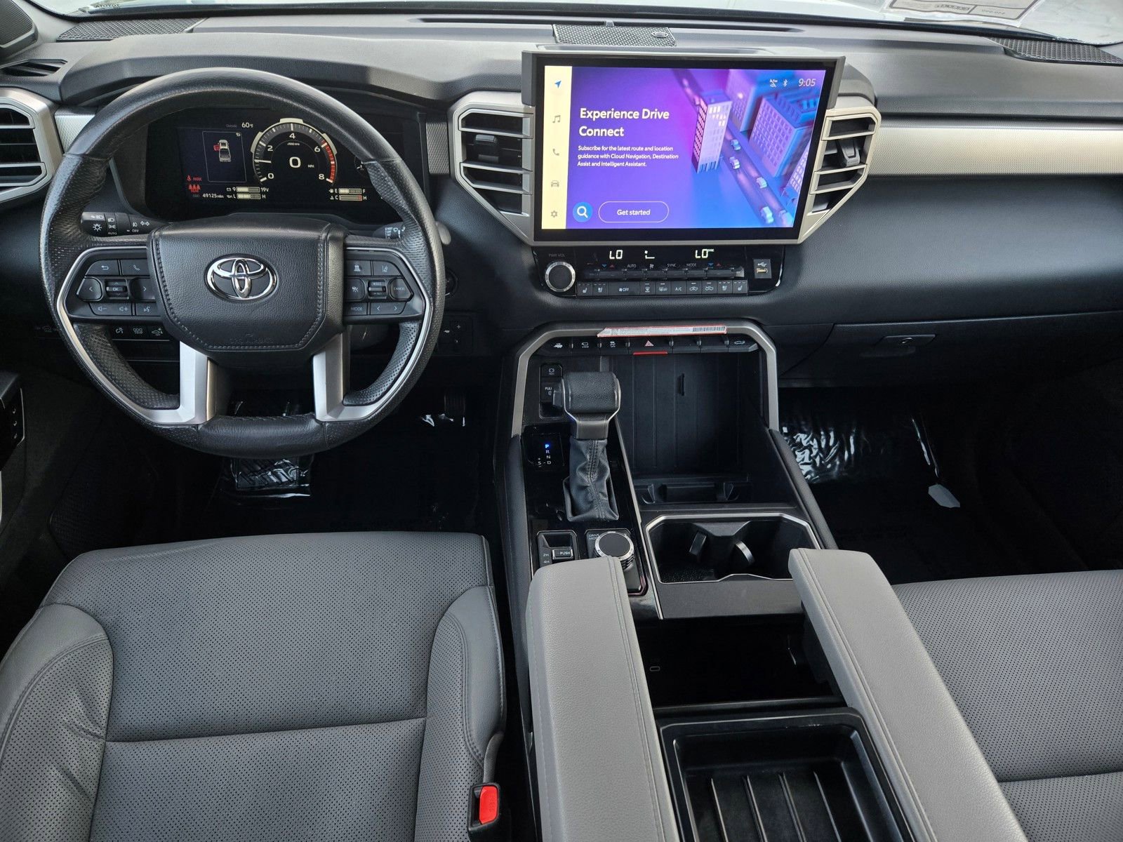 Used 2025 Toyota Tundra Limited AWD/4WD image 13