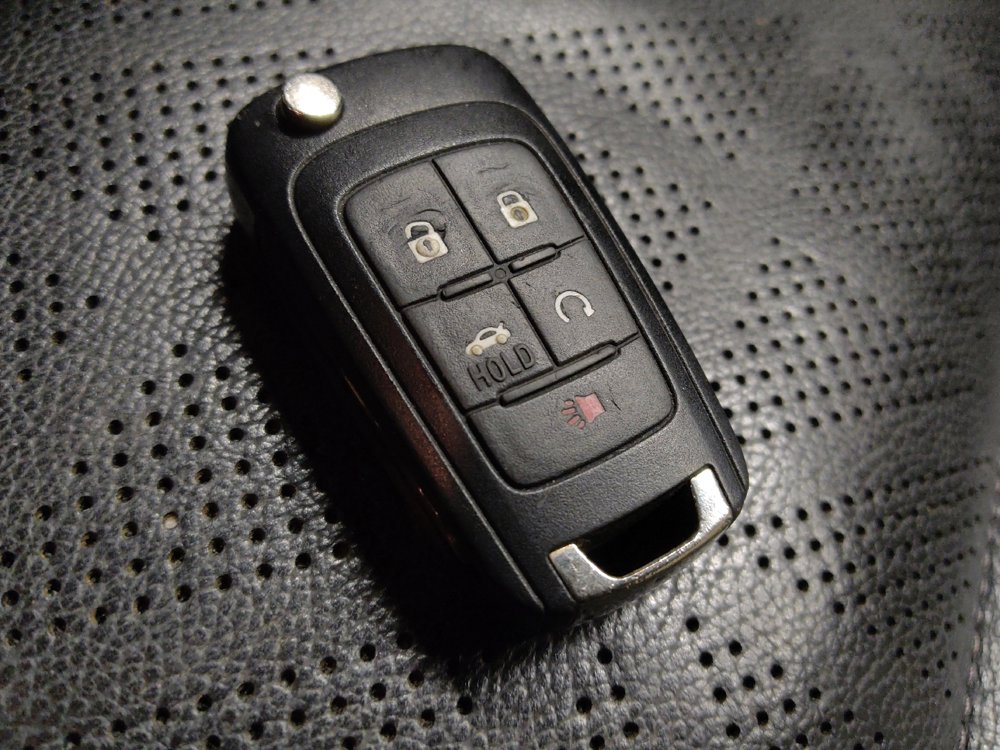 Used 2018 Buick Cascada Premium image 32