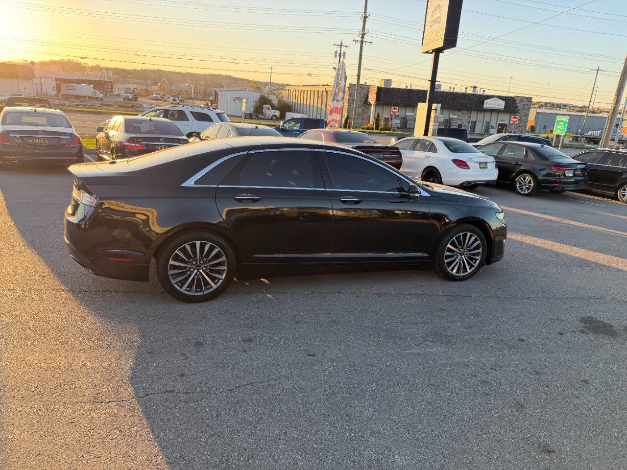 Used 2017 Lincoln MKZ Premiere image 5