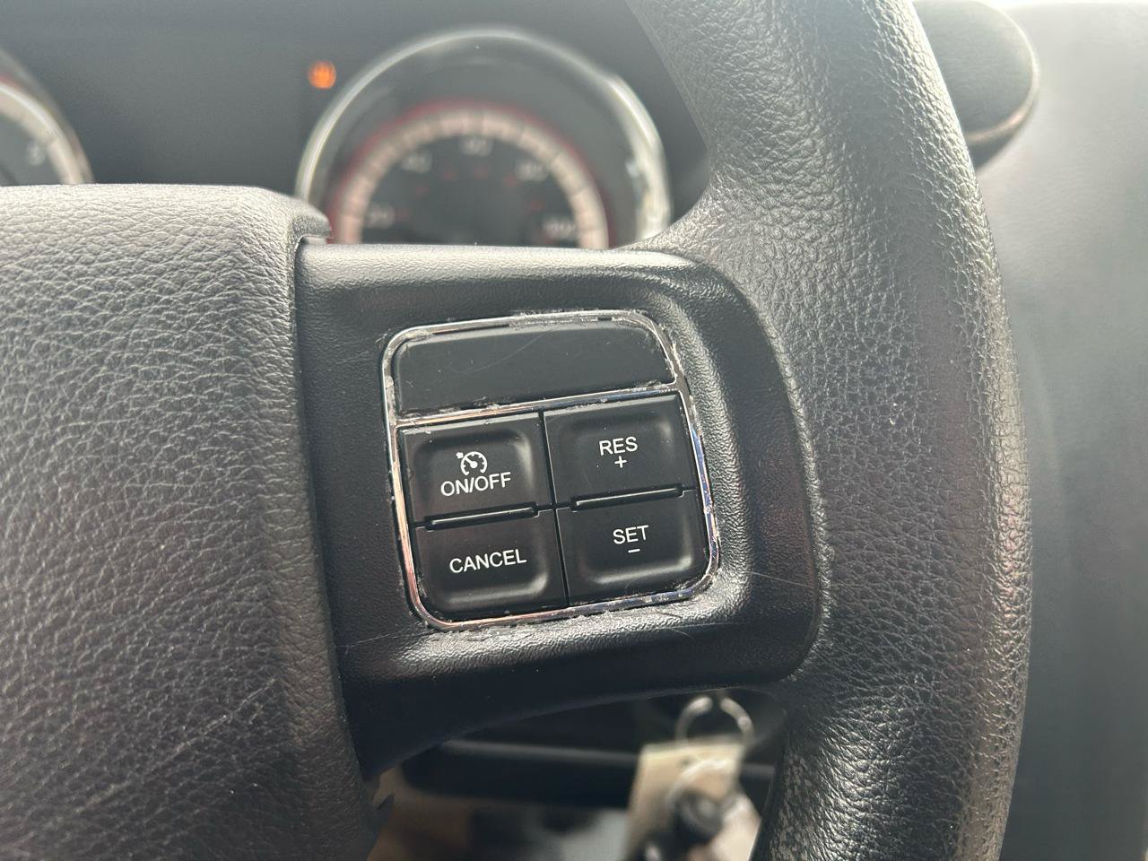 Used 2016 Dodge Grand Caravan SXT FWD image 18
