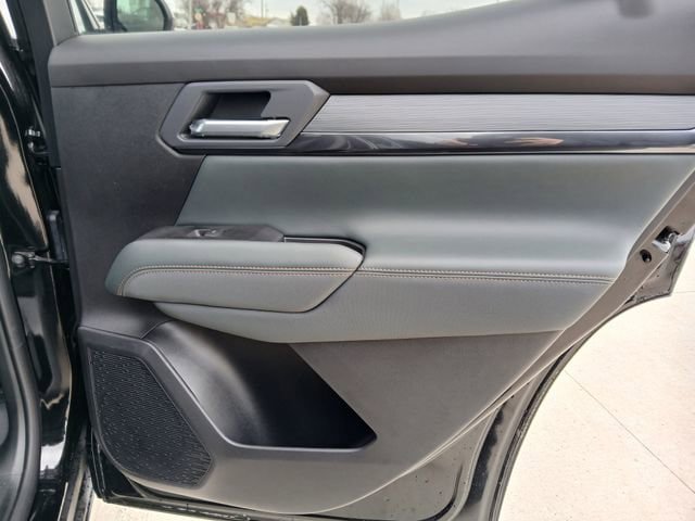 New 2026 GMC Terrain AT4 w/ Convenience Package III AWD/4WD image 23