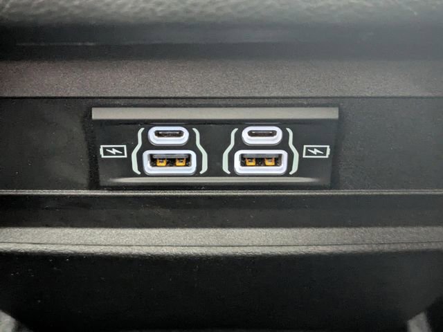 Used 2025 Jeep Grand Cherokee Laredo X image 18