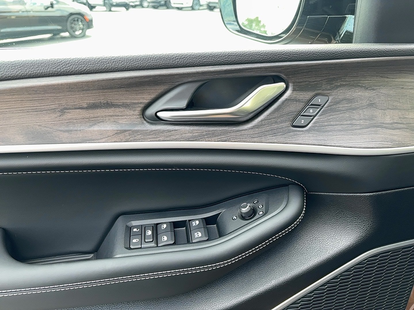 New 2027 Jeep Grand Cherokee L Limited AWD/4WD image 22
