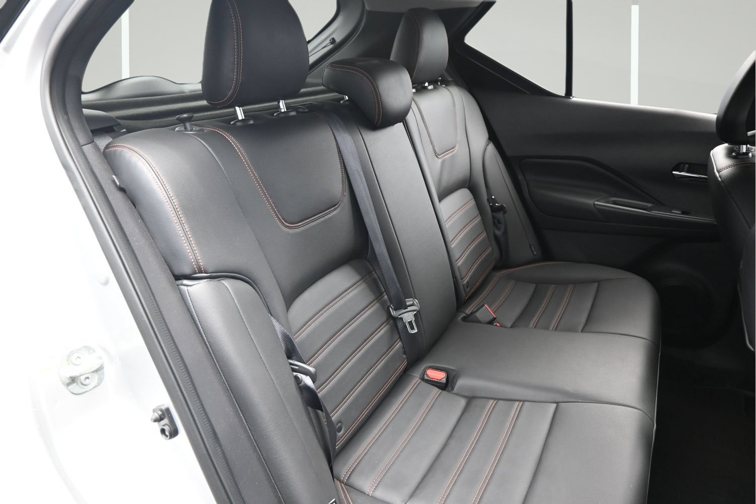 Certified 2020 Nissan Kicks SR w/ SR Premium Package FWD image 13