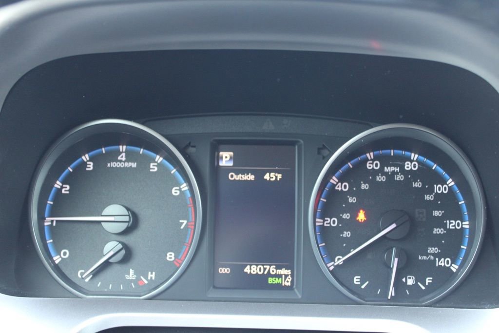 Used 2018 Toyota RAV4 XLE image 35