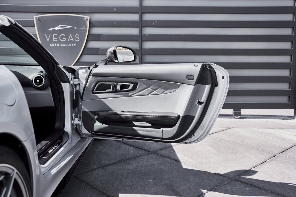 Used 2020 Mercedes-Benz AMG GT R image 37