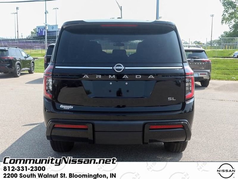 New 2025 Nissan Armada SL w/ Captain's Chari Seat Package image 5