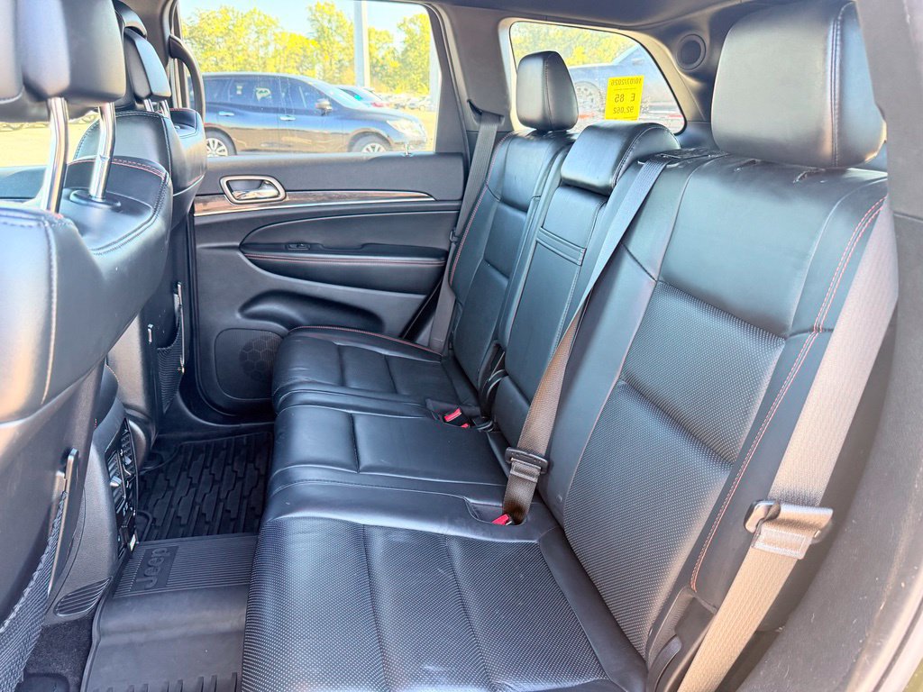 Used 2016 Jeep Grand Cherokee Limited 75th Anniversary AWD/4WD image 15