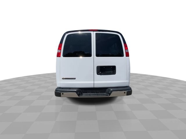 Used 2025 Chevrolet Express 3500 LT w/ LT Preferred Equipment Group RWD image 9