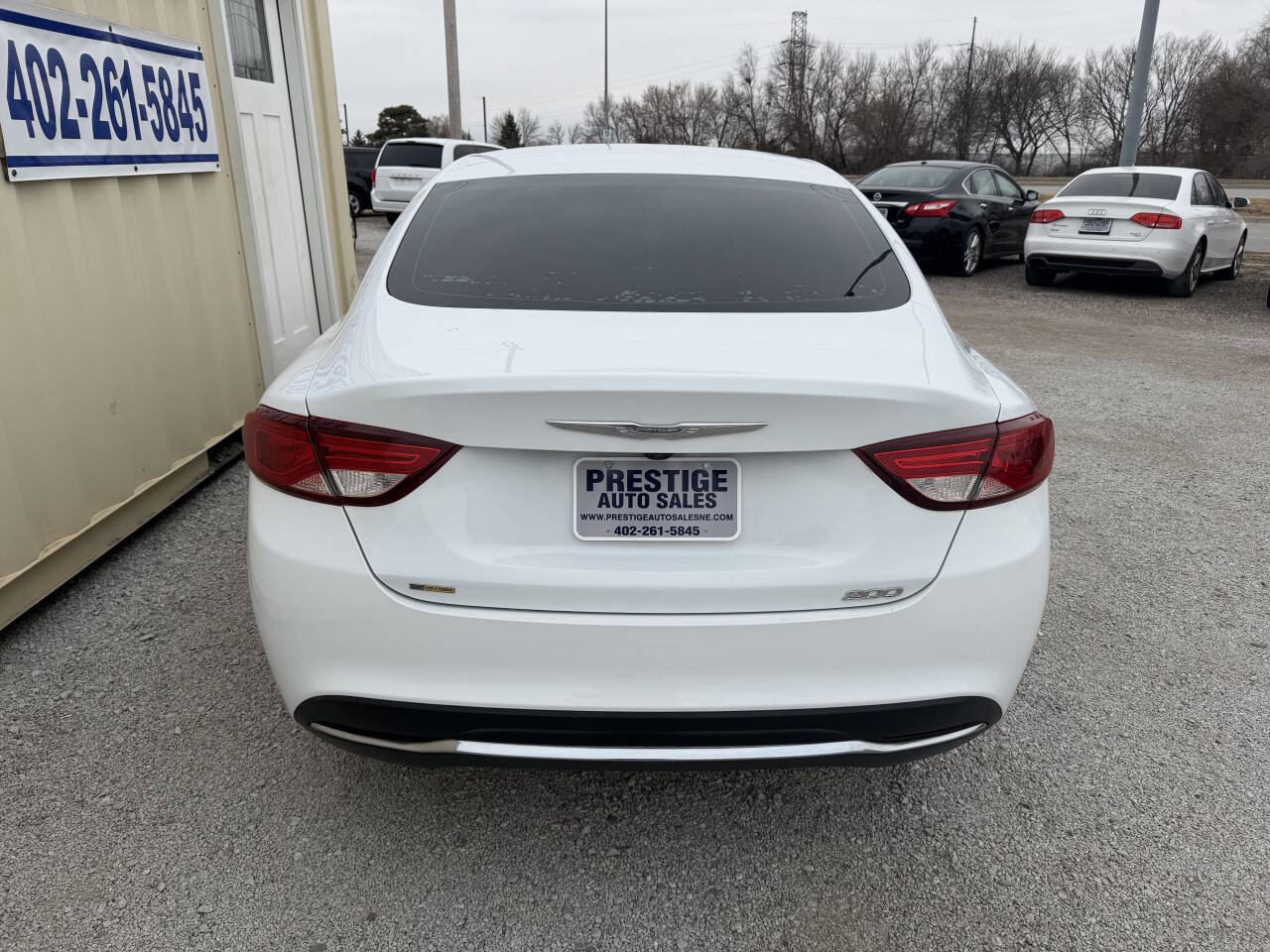 Used 2016 Chrysler 200 Limited image 5