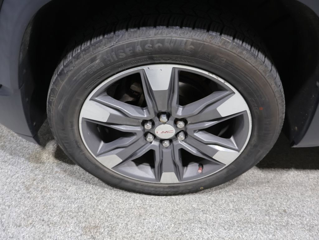Used 2017 GMC Acadia SLT AWD/4WD image 8
