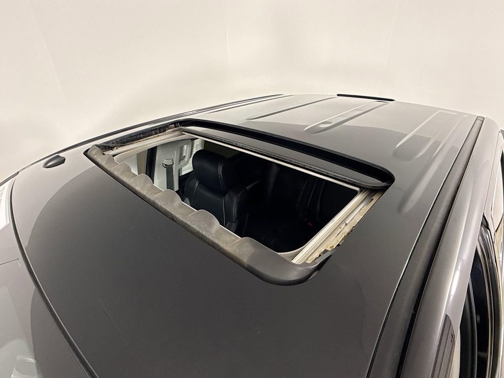 Certified 2018 Toyota Tundra Limited w/ Limited Premium Package AWD/4WD image 24