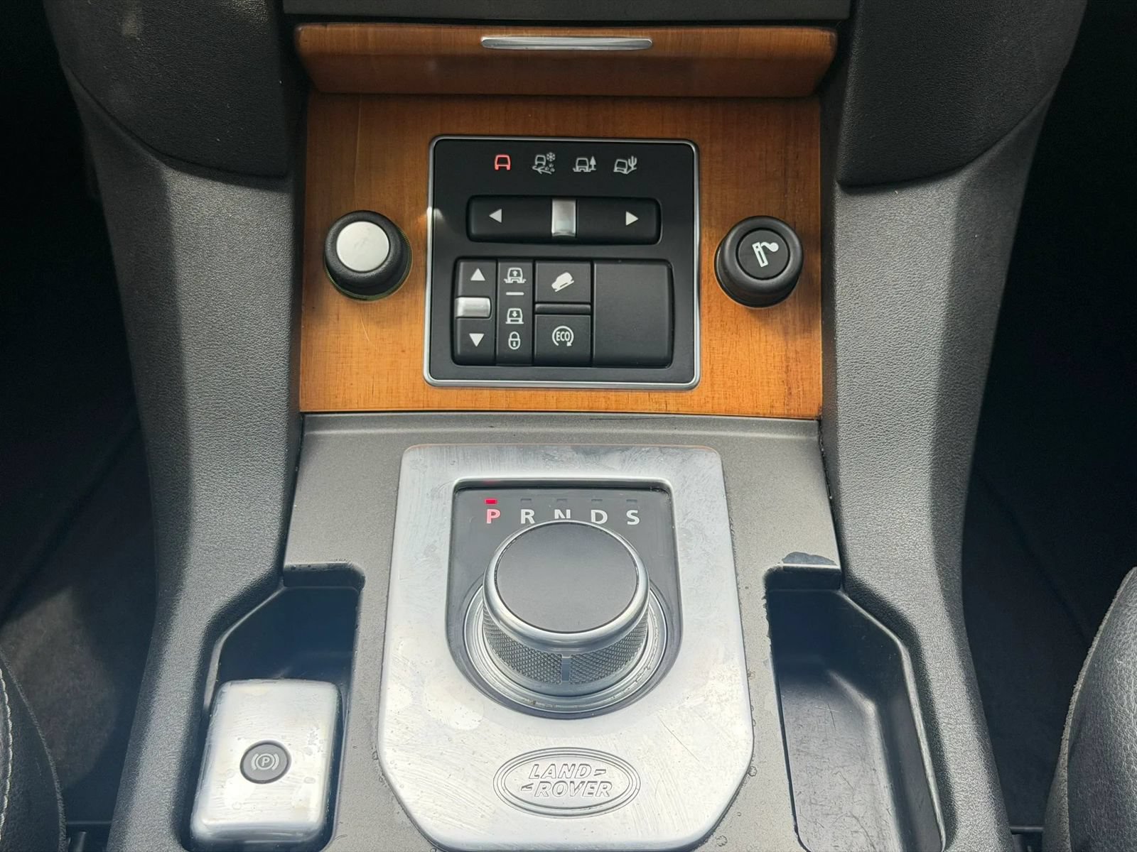 Used 2014 Land Rover LR4 HSE AWD/4WD image 26