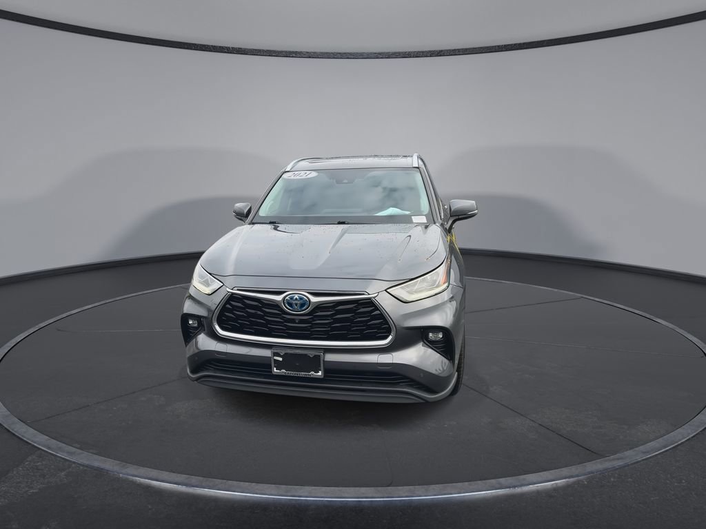 Used 2021 Toyota Highlander Limited image 3