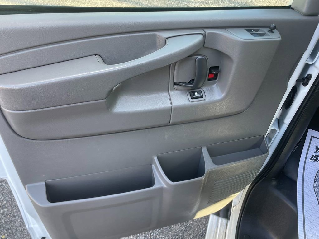 Used 2014 Chevrolet Express 3500 LS RWD image 11