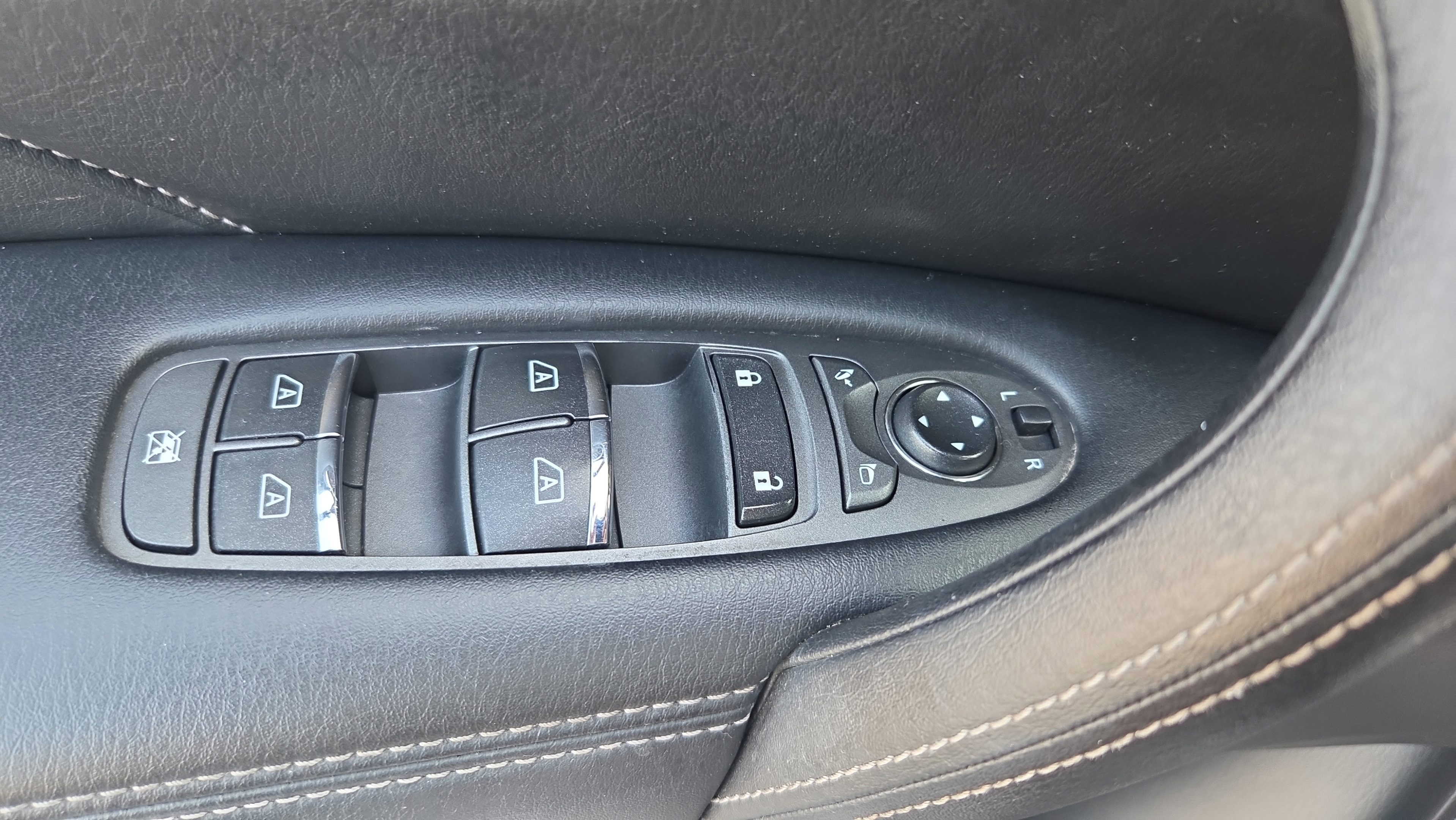 Used 2020 INFINITI QX80 Luxe w/ Proassist Package AWD/4WD image 29