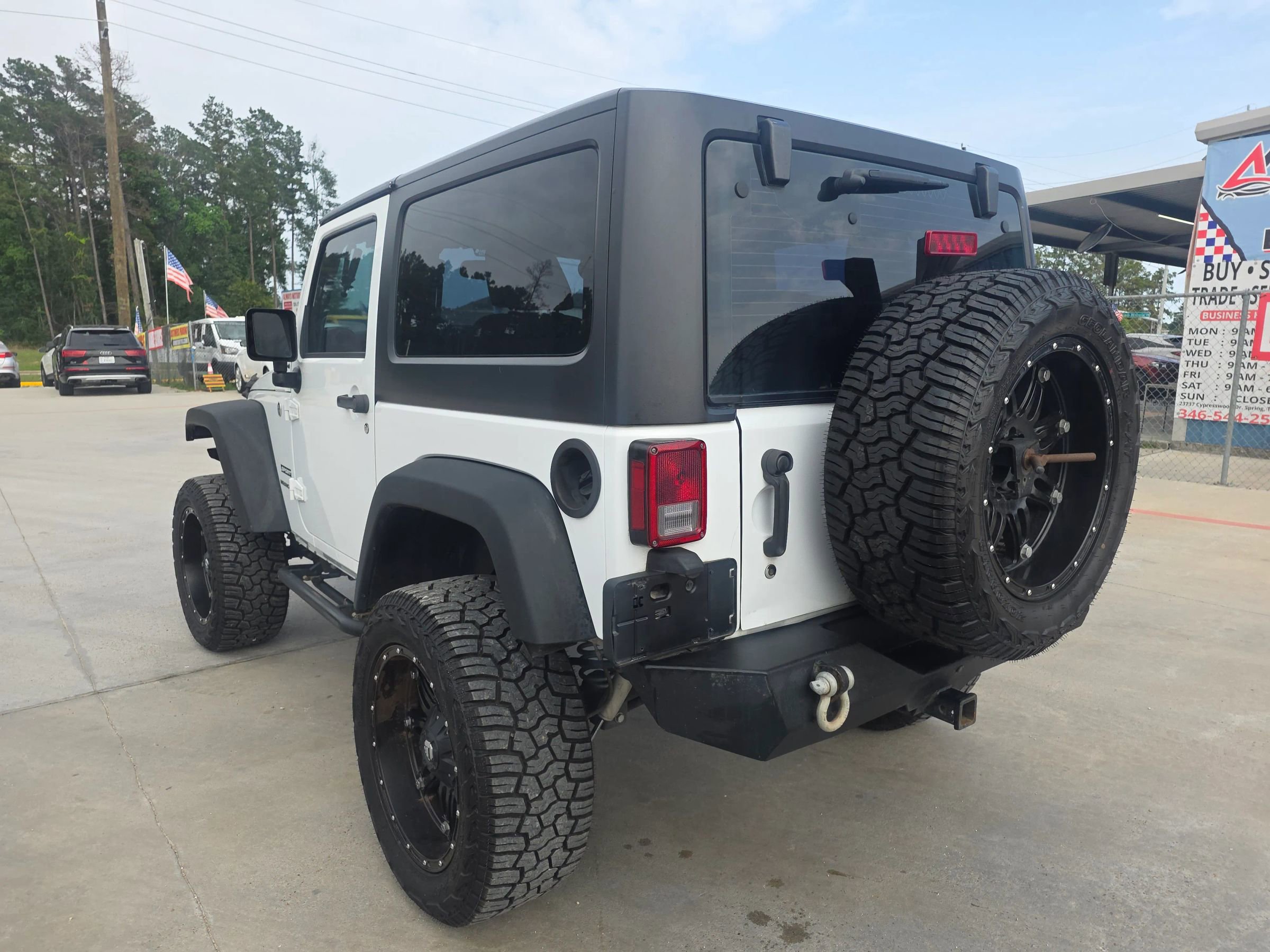 Used 2016 Jeep Wrangler Sport w/ Quick Order Package 24S AWD/4WD image 13