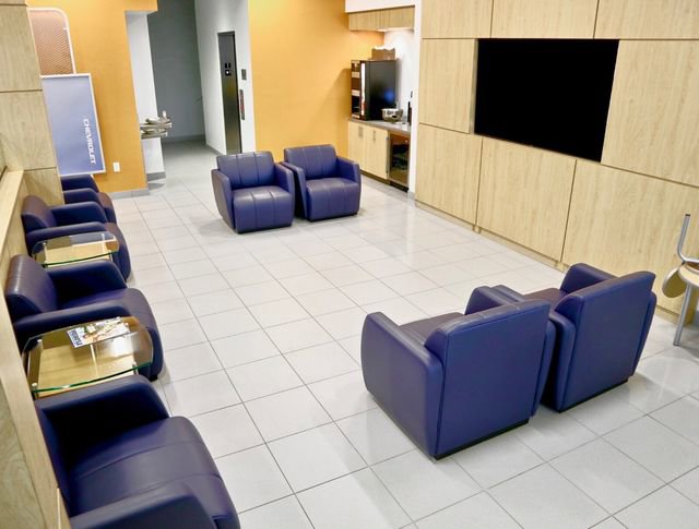 Used 2023 Tesla Model 3 Standard Range image 31