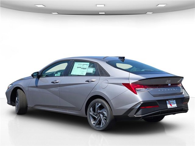 New 2025 Hyundai Elantra SEL image 5
