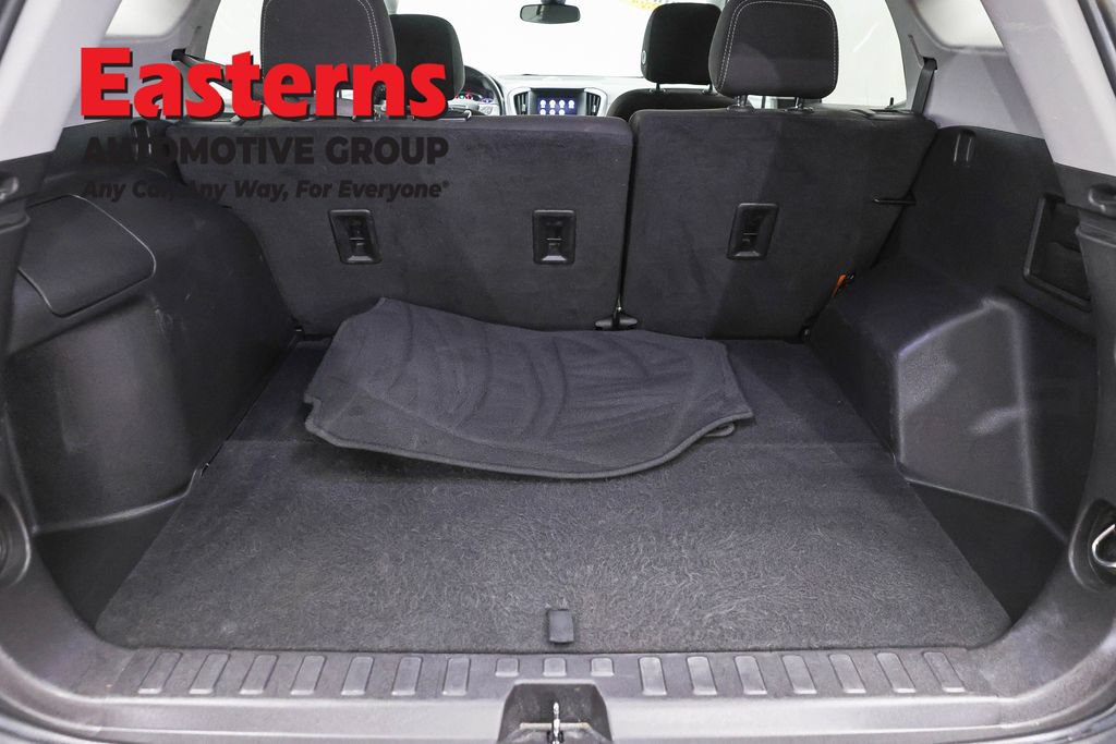 Used 2024 GMC Terrain SLE FWD image 9