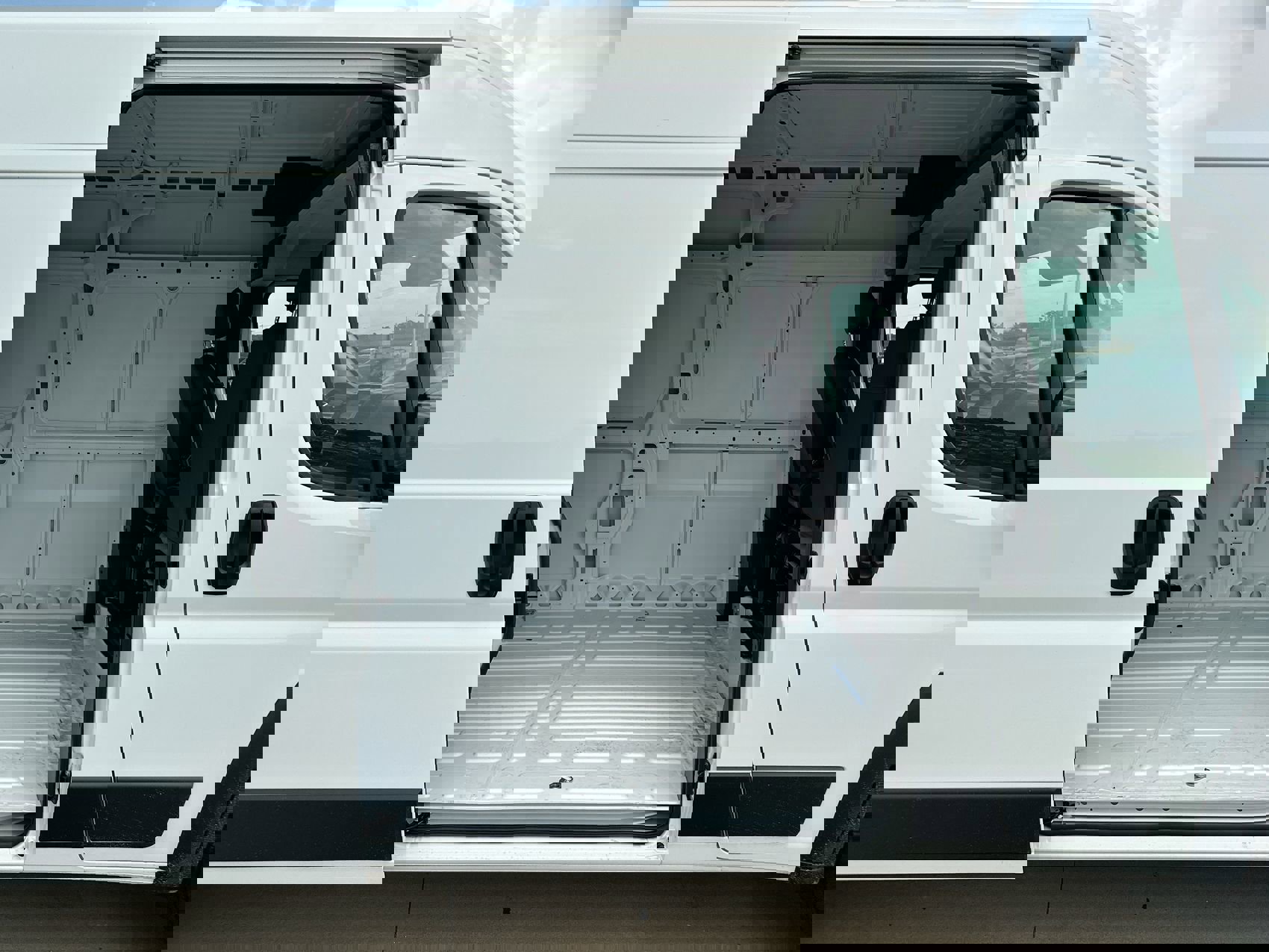 New 2025 RAM ProMaster 2500 image 20