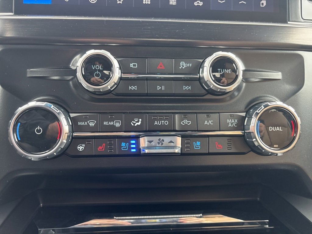 New 2026 Ford F250 Lariat image 24