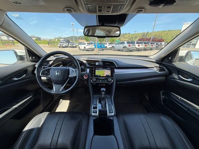 Used 2018 Honda Civic Touring image 9