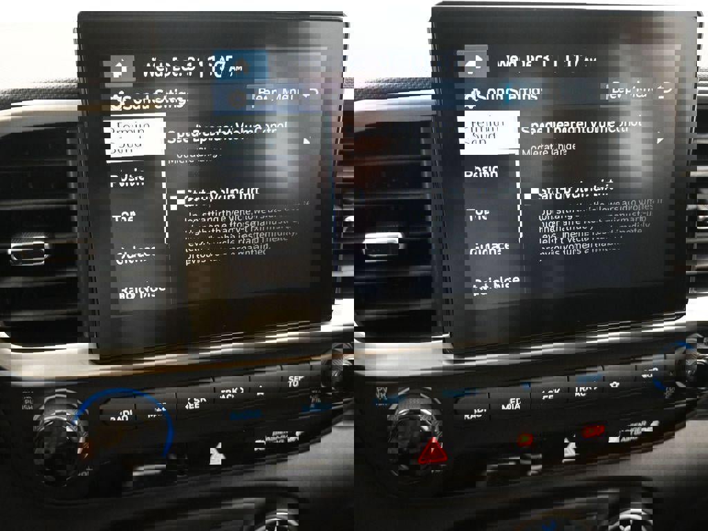 New 2026 Hyundai Venue SE image 16