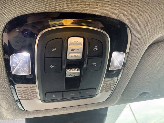 Used 2021 Hyundai Palisade Limited AWD/4WD image 30