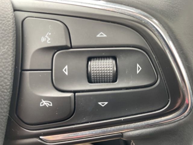 Used 2022 Buick Envision Essence w/ Technology Package I image 27