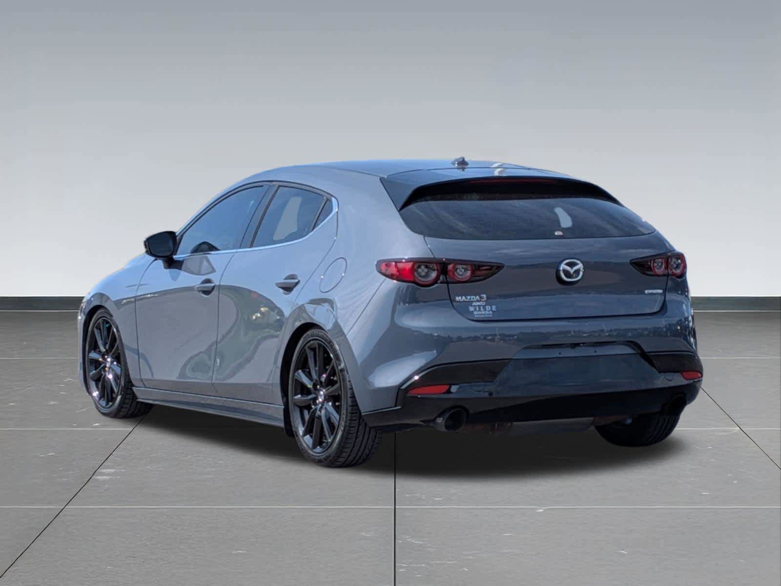 Used 2020 MAZDA MAZDA3 AWD Hatchback w/ Premium Pkg image 3
