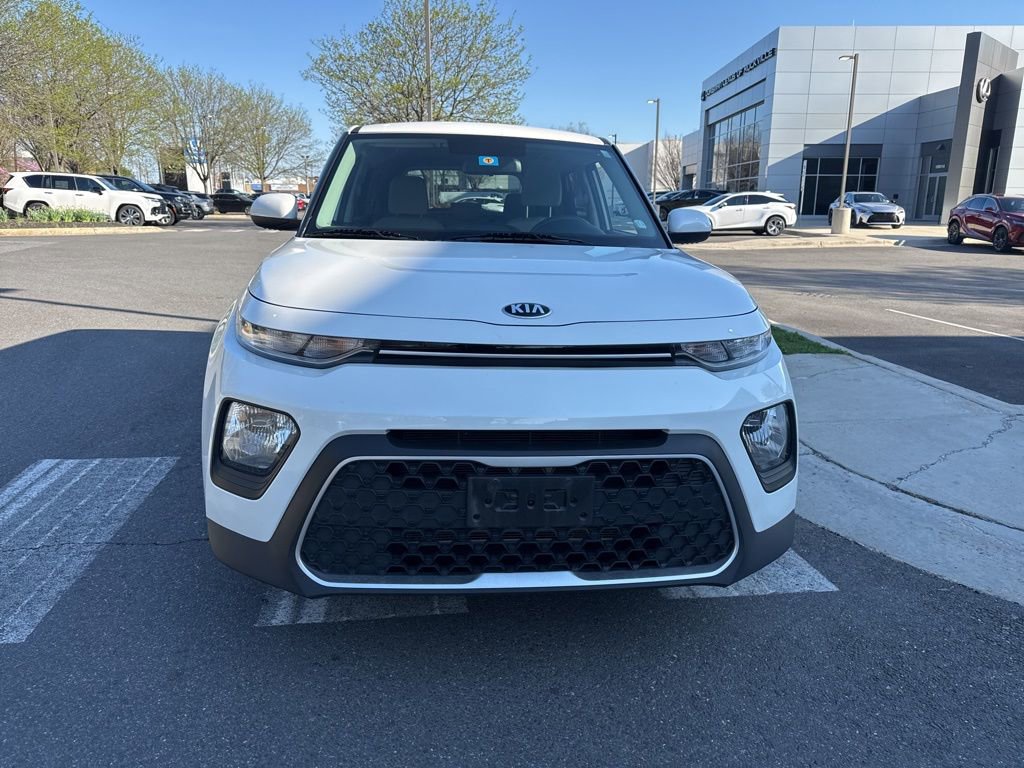 Used 2020 Kia Soul LX image 2