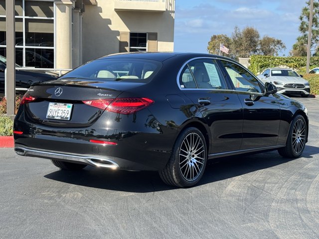 Used 2025 Mercedes-Benz C 300 4MATIC Sedan image 11
