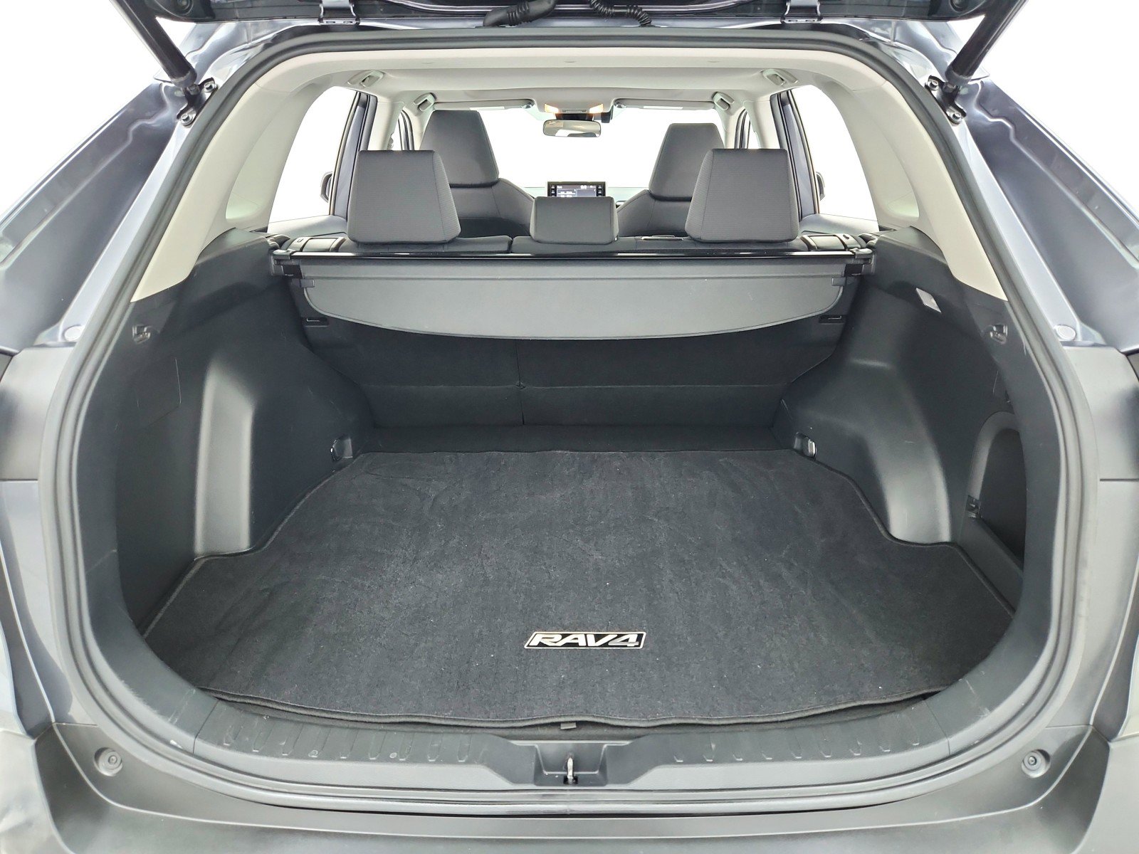 Used 2019 Toyota RAV4 XLE w/ Convenience Package AWD/4WD image 34