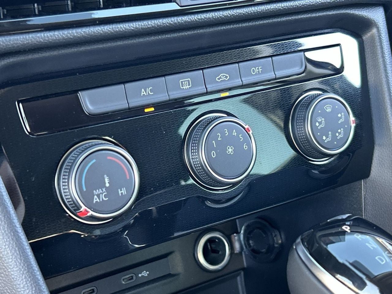 New 2026 Volkswagen Taos S FWD image 23