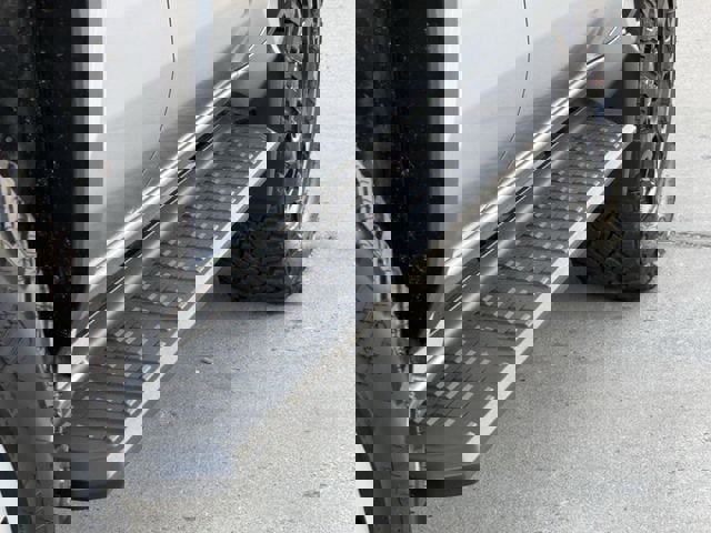 Used 2025 Toyota 4Runner TRD Off-Road image 9