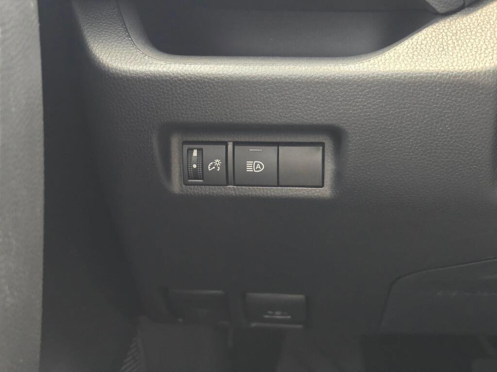 Used 2025 Toyota RAV4 LE image 26