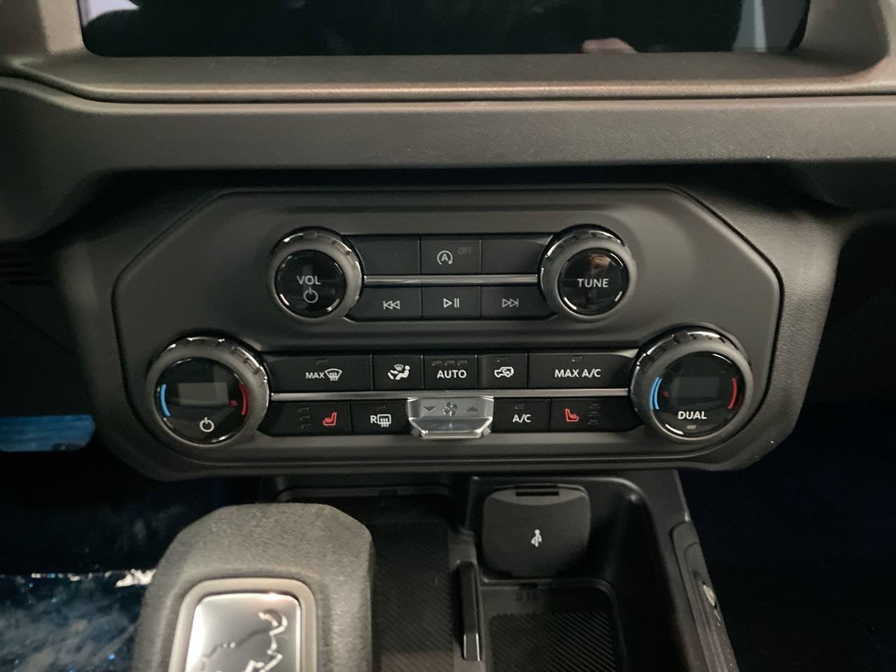 New 2026 Ford Bronco Big Bend AWD/4WD image 20