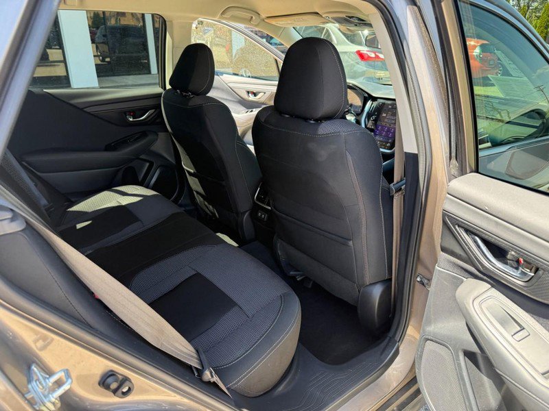 Used 2022 Subaru Outback Premium AWD/4WD image 15
