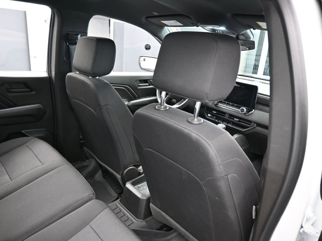 Used 2023 Chevrolet Colorado W/T image 41