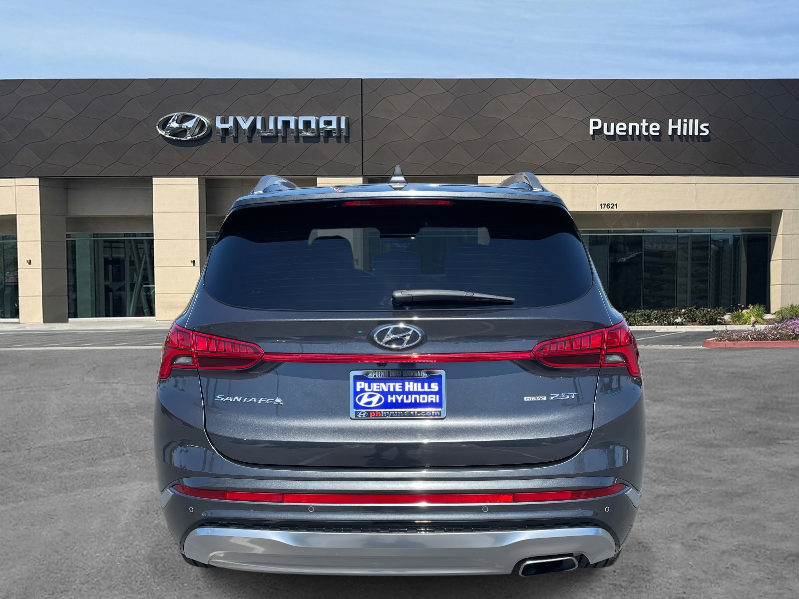 Certified 2023 Hyundai Santa Fe Calligraphy image 5