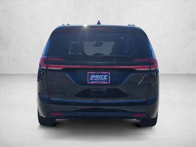Used 2021 Chrysler Pacifica Touring-L w/ S Appearance Package image 6